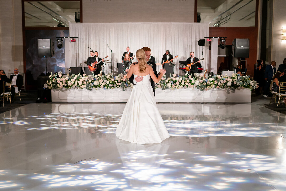 Grand Rapids Wedding Photographer JW Marriott780