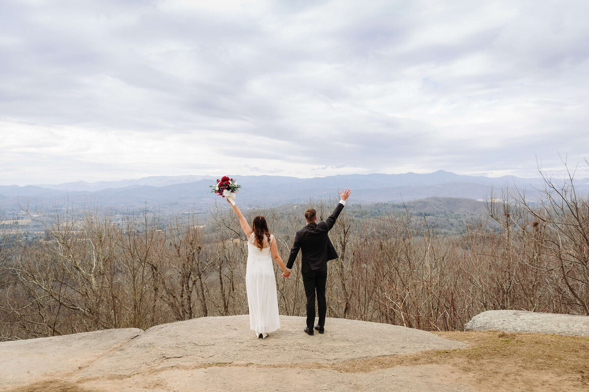 Jump-Offf-Rock-NC-Elopement-32