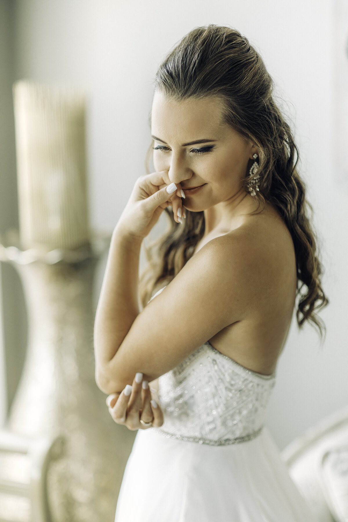 Wedding Photograph Of Bride in Side View Los Angeles