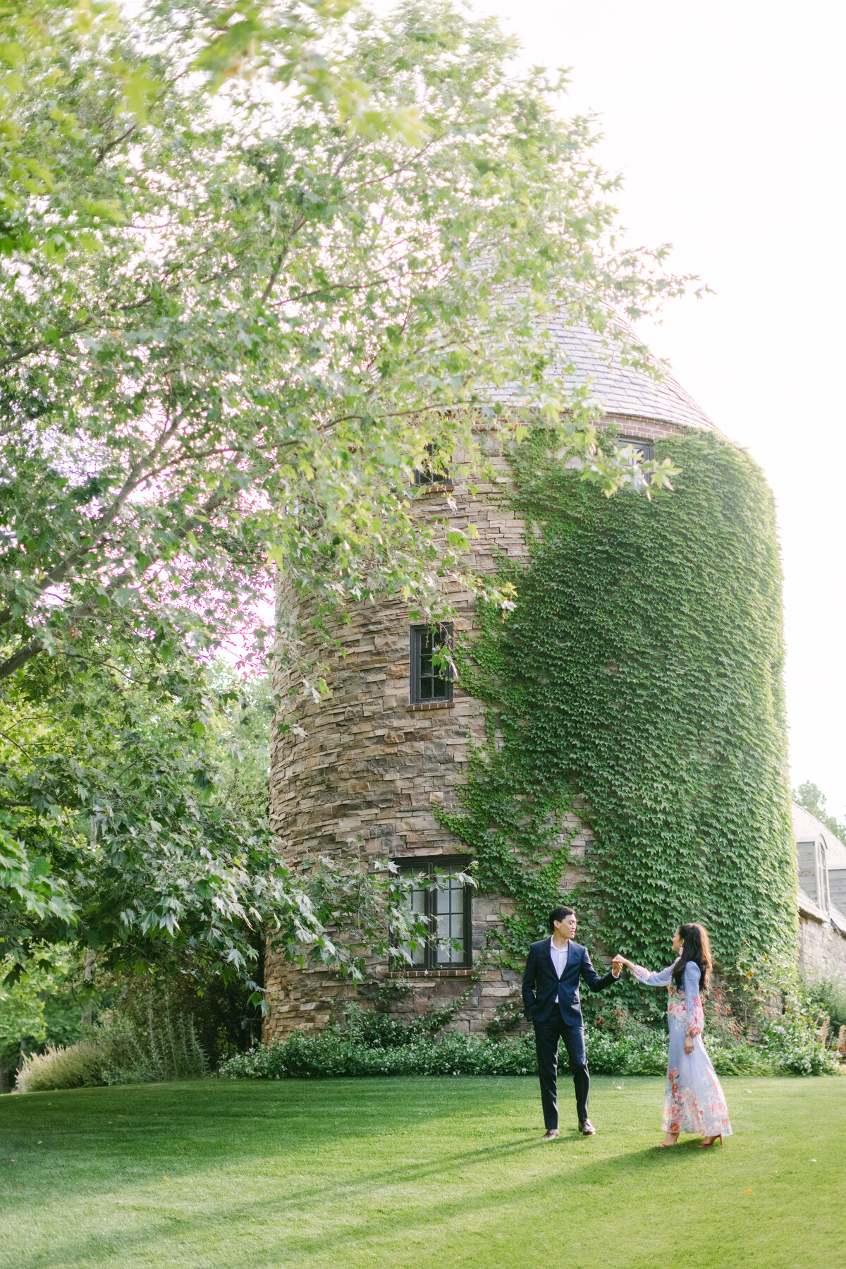 kestrel-park-engagement-session-007