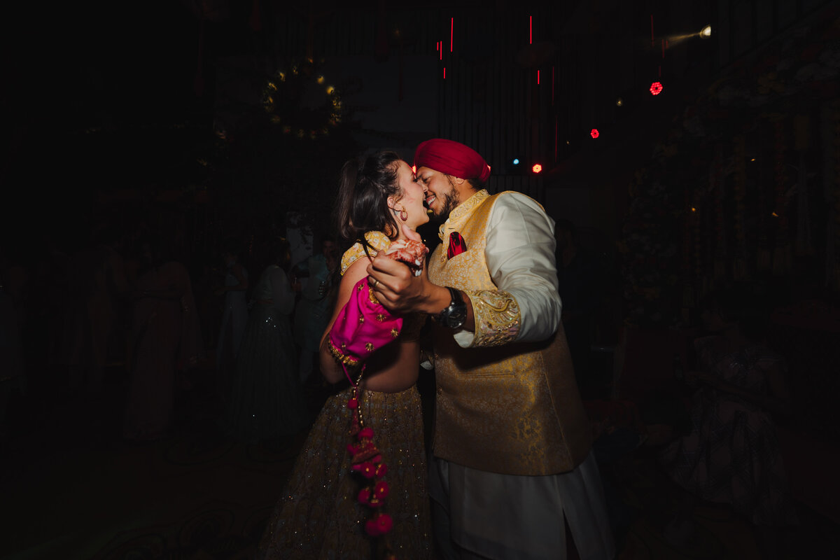 VIVEKKRISHNANPHOTOGRAPHY-COURTNEY-AND-TANVEER-136