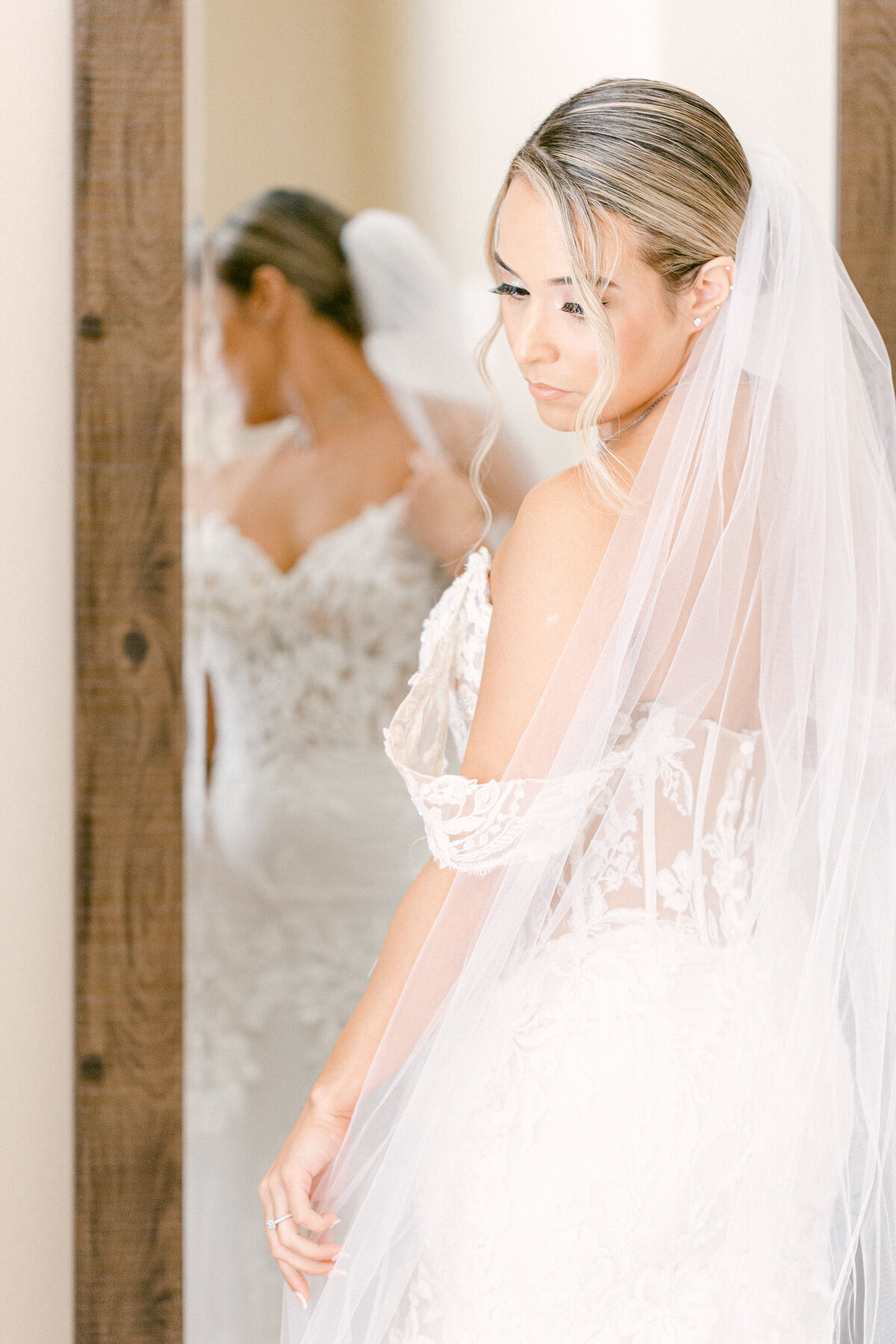 Natalia + Javier - Bride Getting Ready-71
