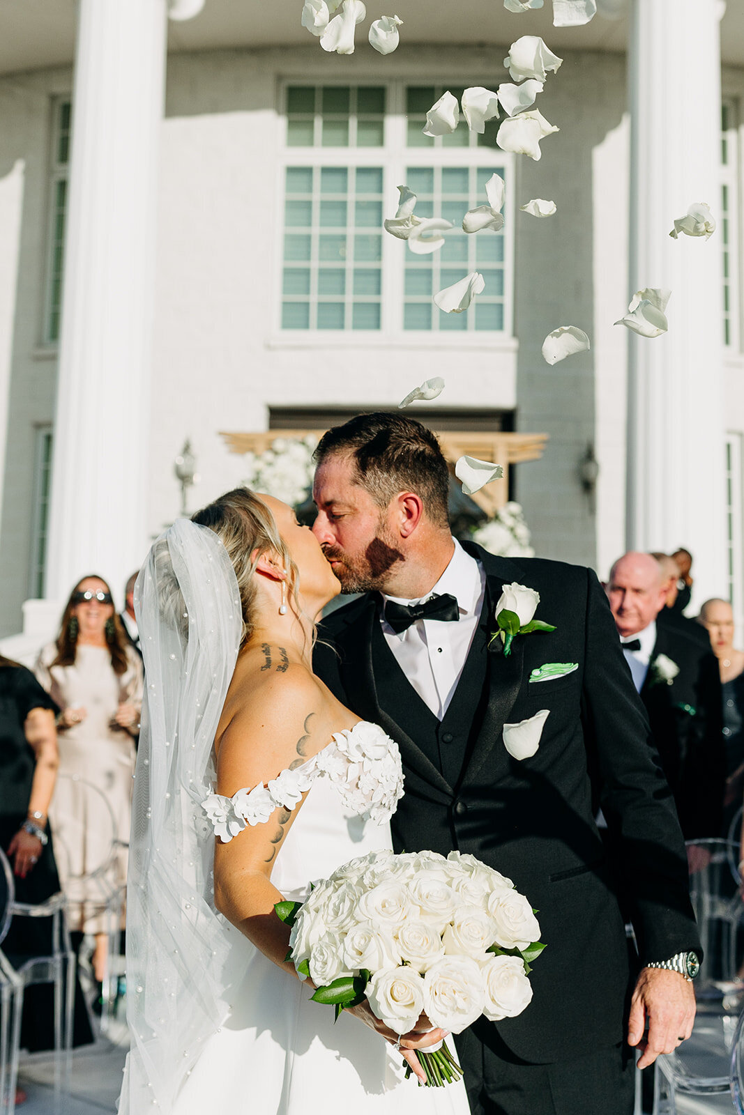 amber-mcwhorter-photo-whitehurst-elopement-chantilly-chic-celebrations-0228