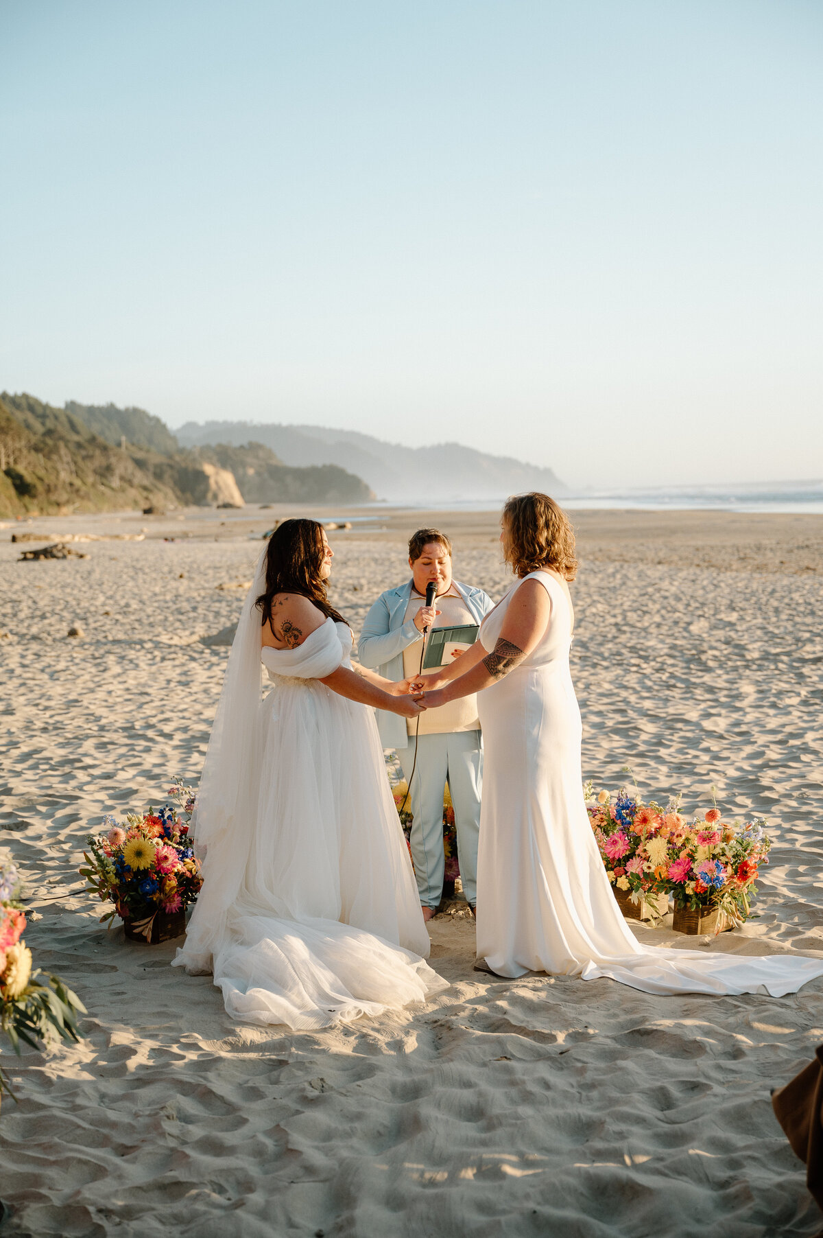 Oregon coast LGBTQ wedding Photos Oregon