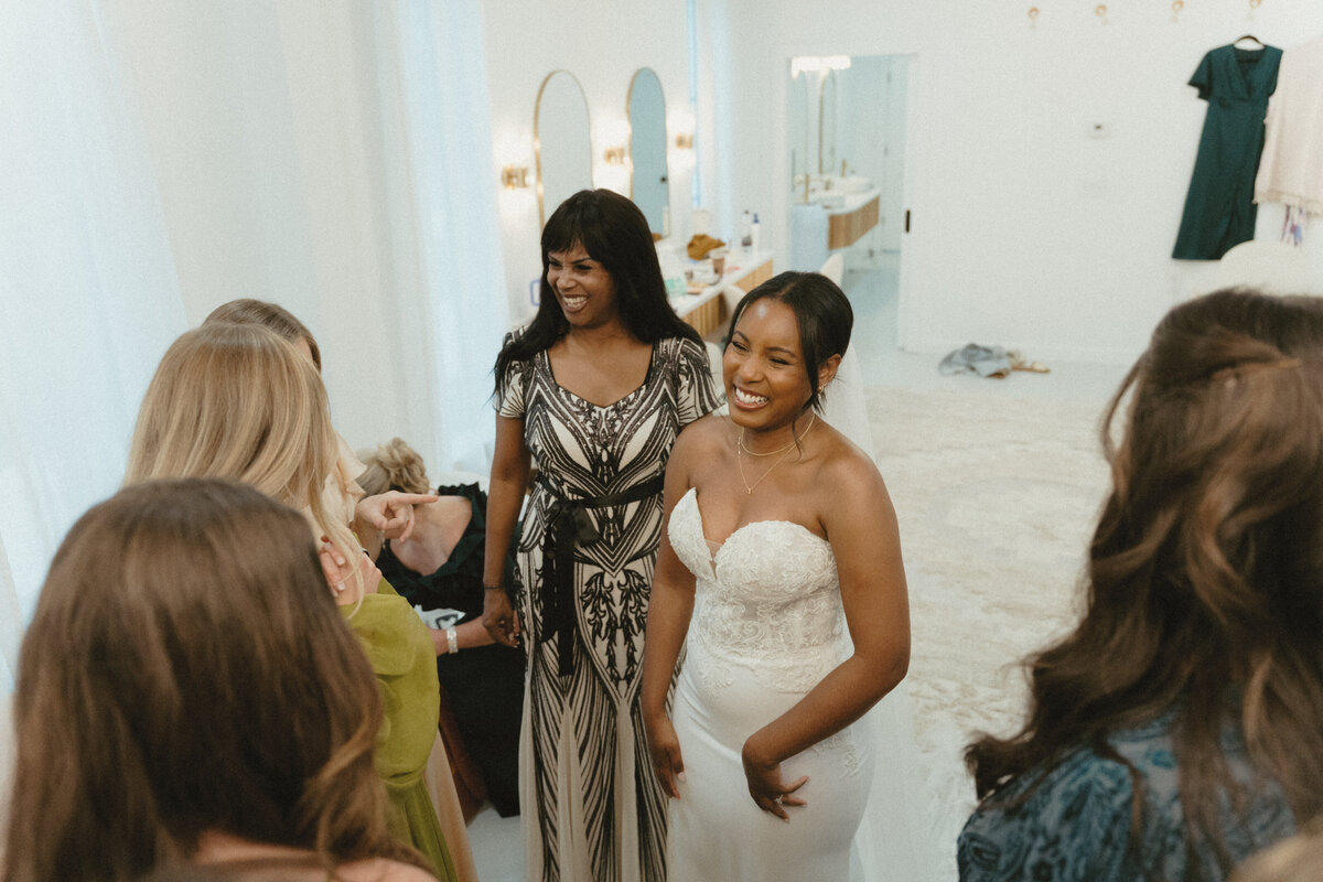 joey & alyse wedding photos - lizarrietaphotography-138