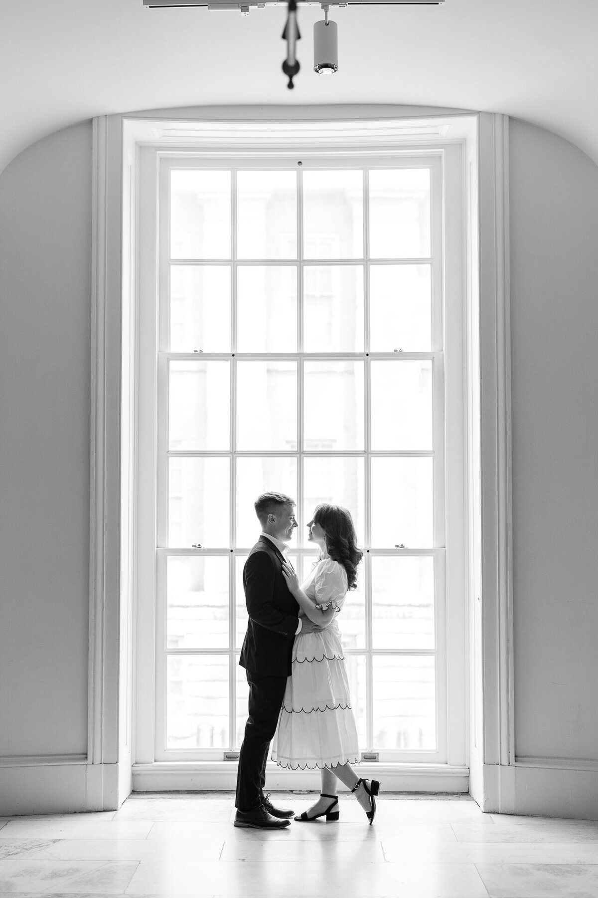 national-portrait-gallery-engagement-session-washington-dc-72