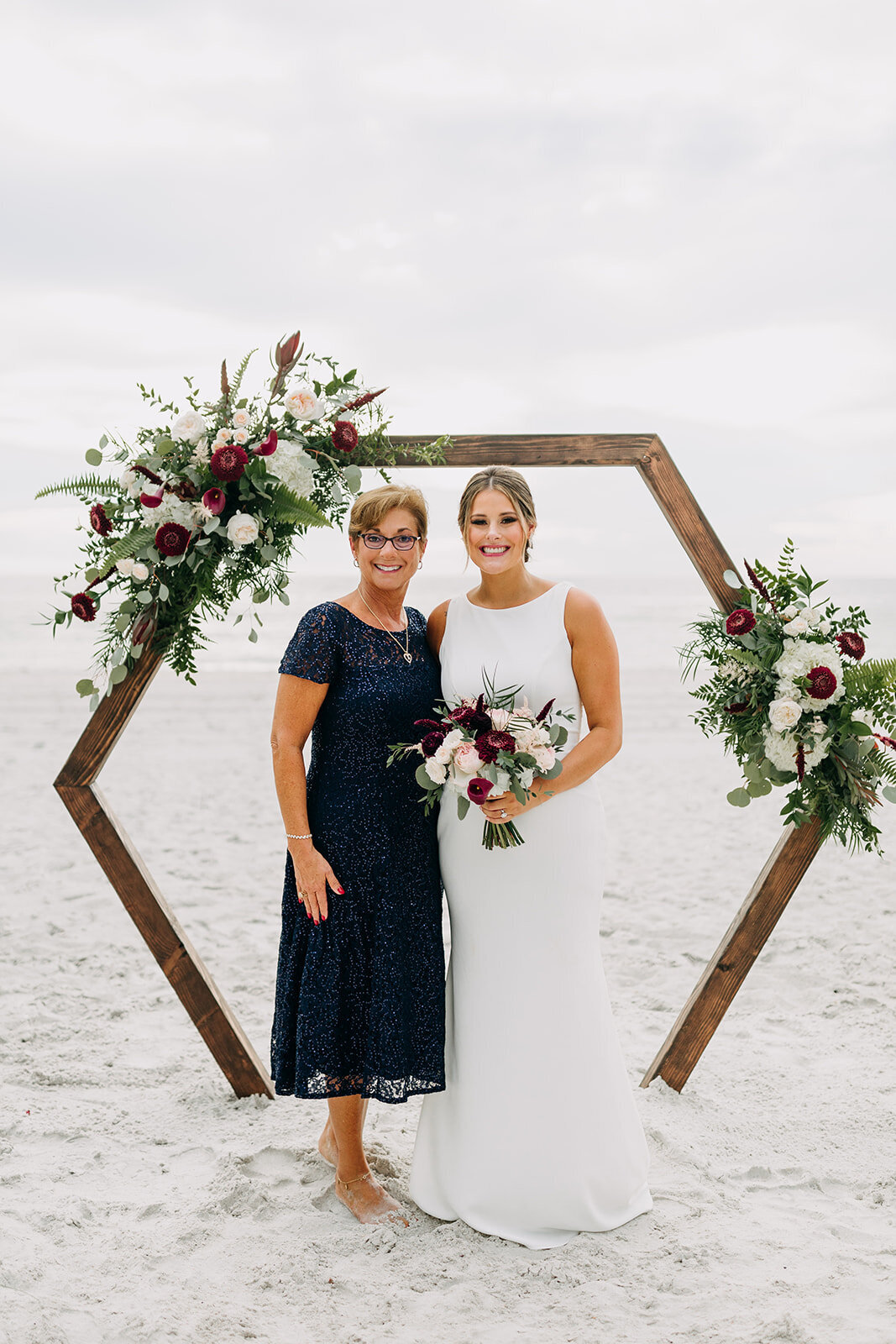 amber-mcwhorter-photo-florida-beach-elopement-chantilly-chic-planners-11