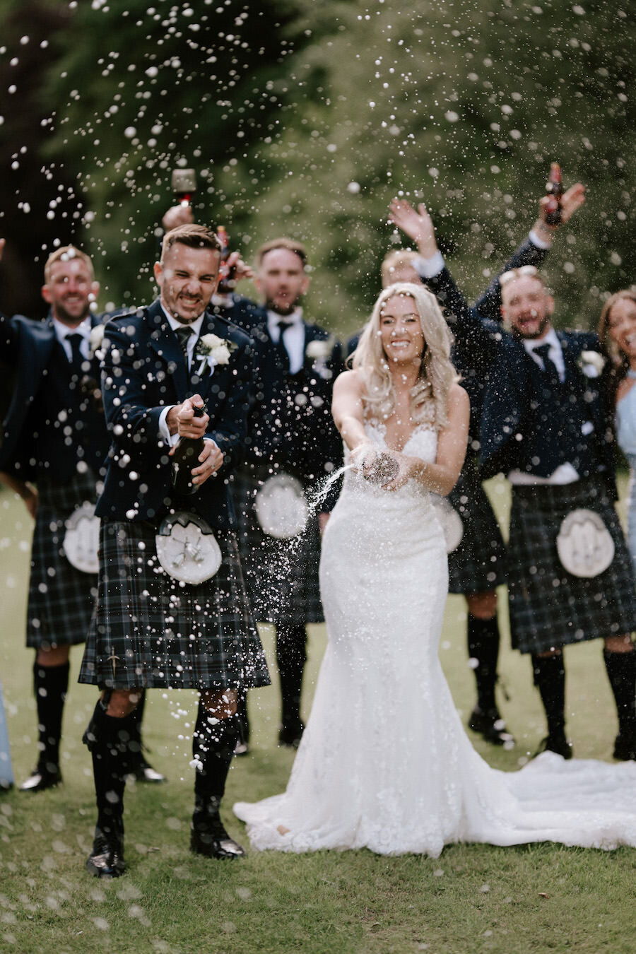 Nicola-Campbell-Timeless-Wedding-Photographer-Scotland-Kinnetles-Castle-Beth&Graham-107