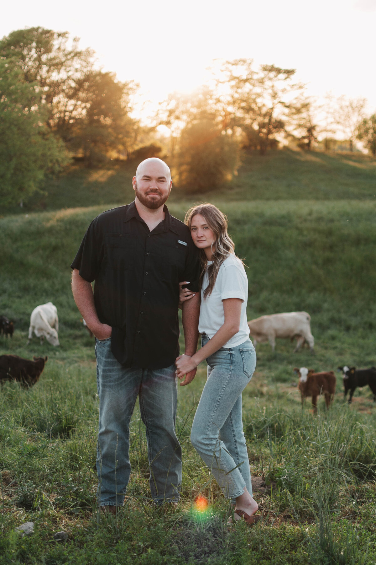 Taylor Elizabeth Photography Weddings and Lifetyle Photographer in Indiana Engagement Photo 13