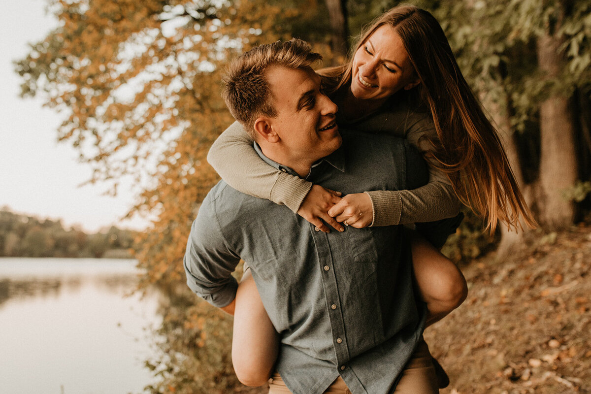 Alyssa_Bobby_Engagement_Session_9.30.20-327