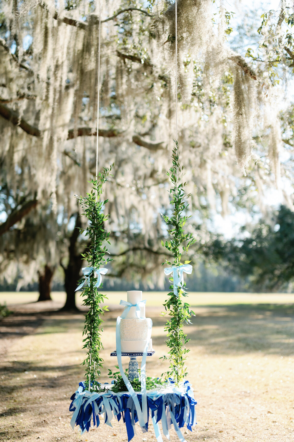 Styled Shoot Across America tour #2 - Hewitt Oaks, Savnnah Georgia - Tampa Florida and Destination Wedding Photographer - Alaina René Photography-57
