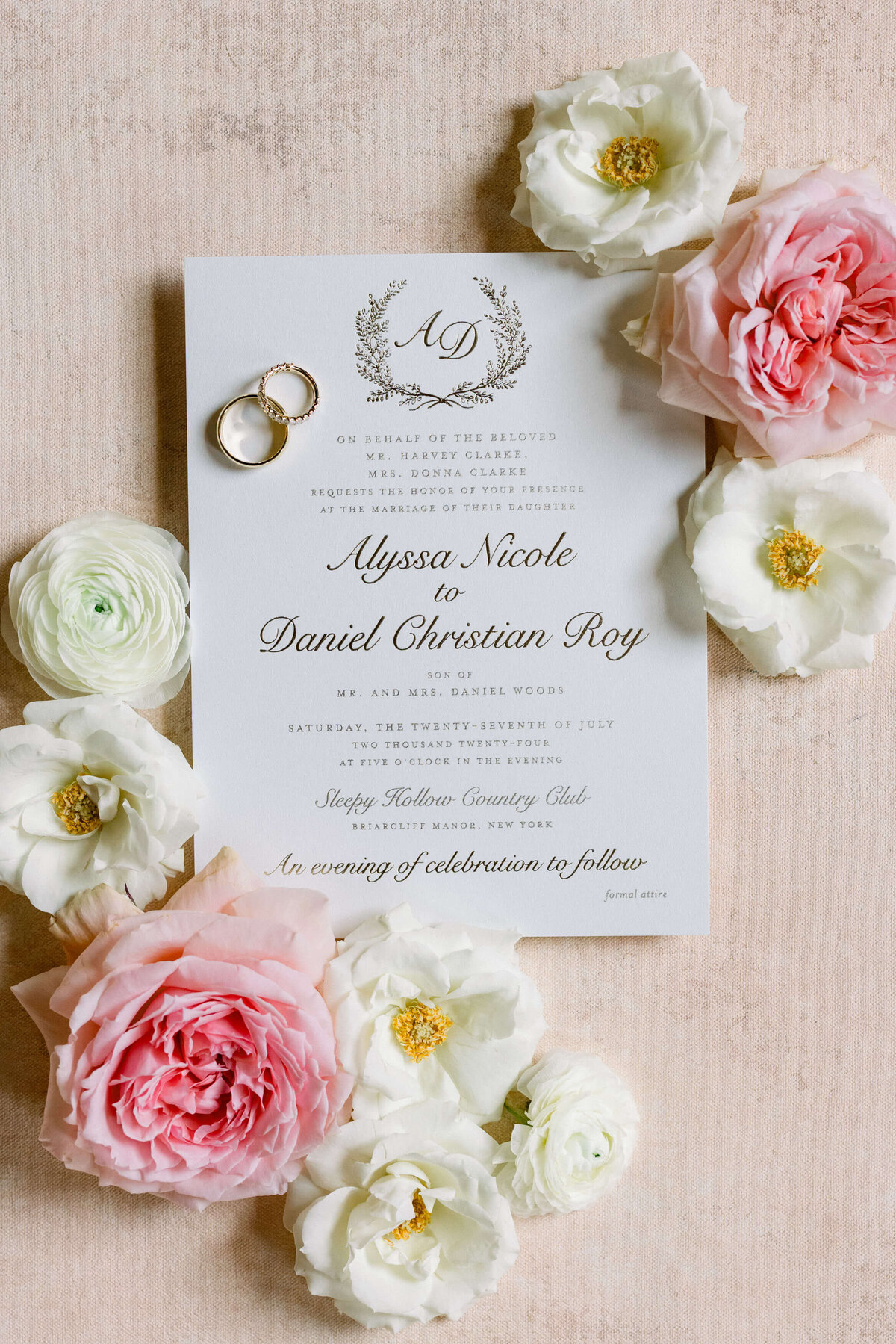 Sleepy_Hollow_Country_Club_Wedding_005