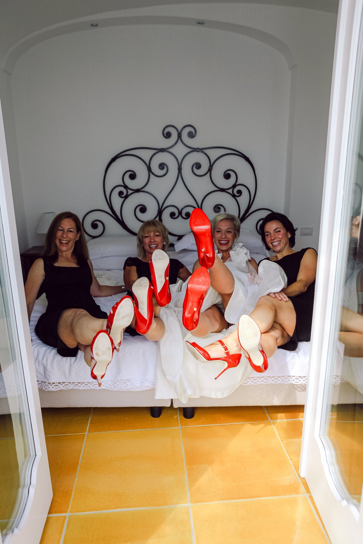 AbieLivesayPhotography-PositanoItalyWeddingPhotographer-VillaLighea-AmalfiWedding-27