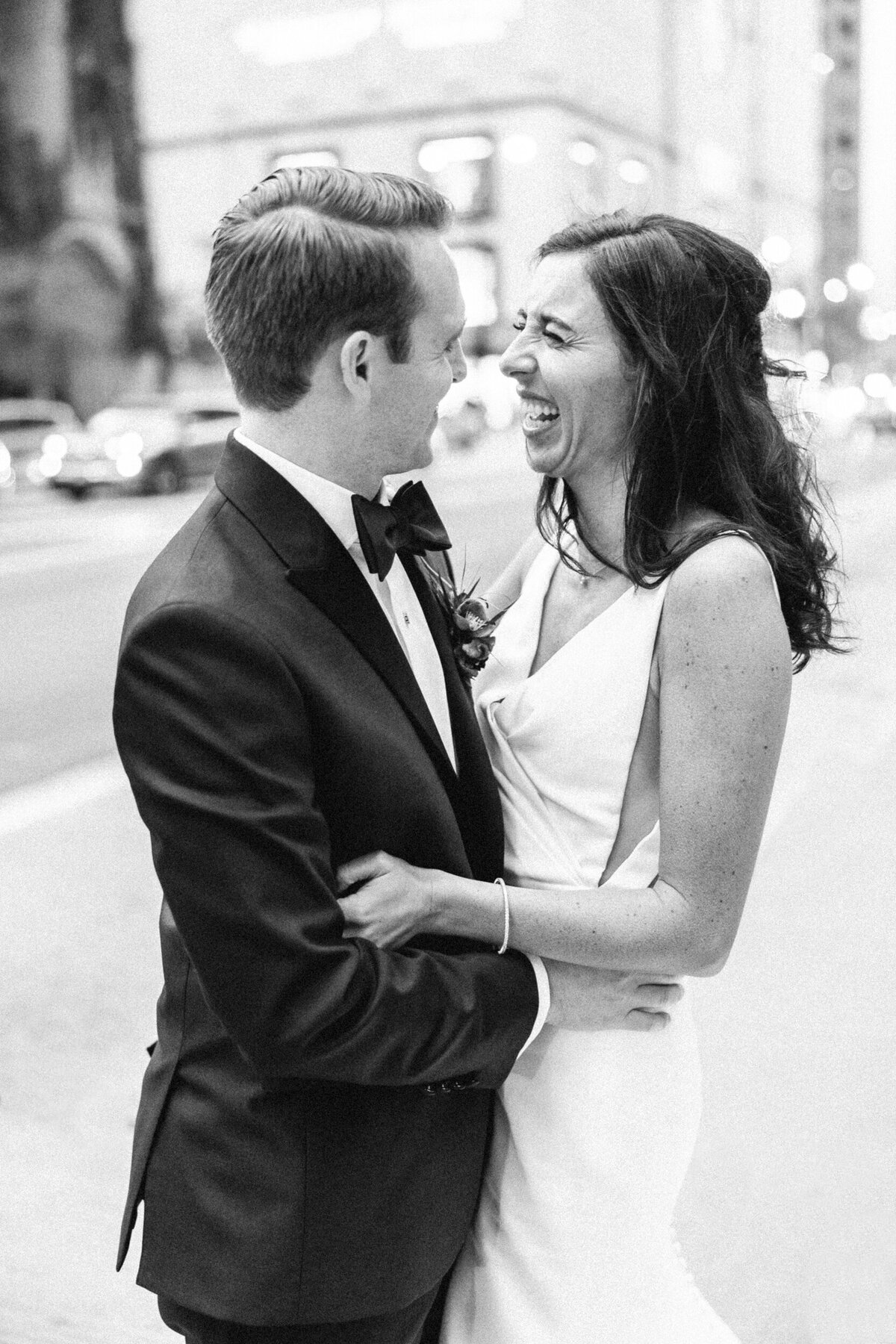 four-seasons-chicago-fall-wedding-alex-ferreri--40