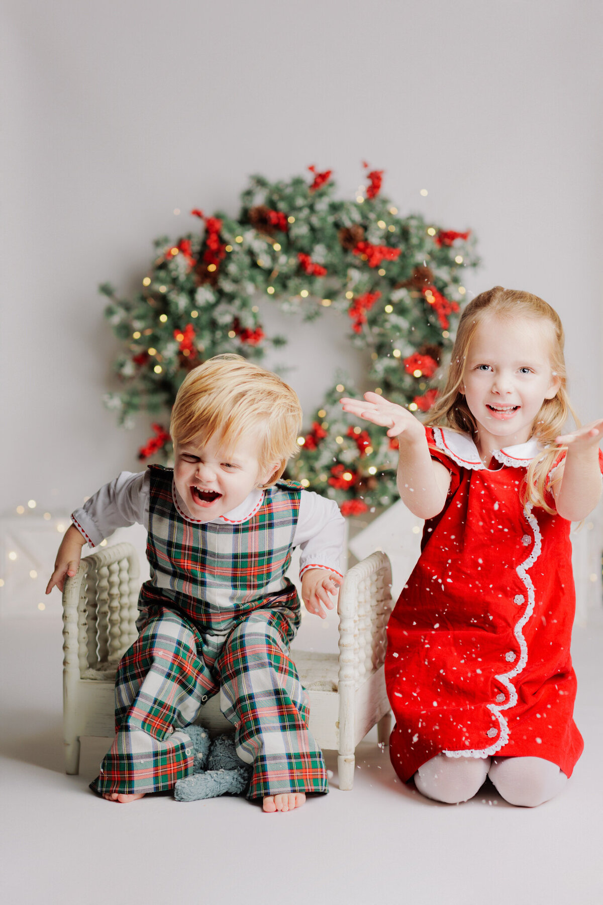 Best NWA holiday photographer, holiday portraits near me, Northwest Arkansas holiday photography, NW Arkansas holiday photos, NWA santa photos