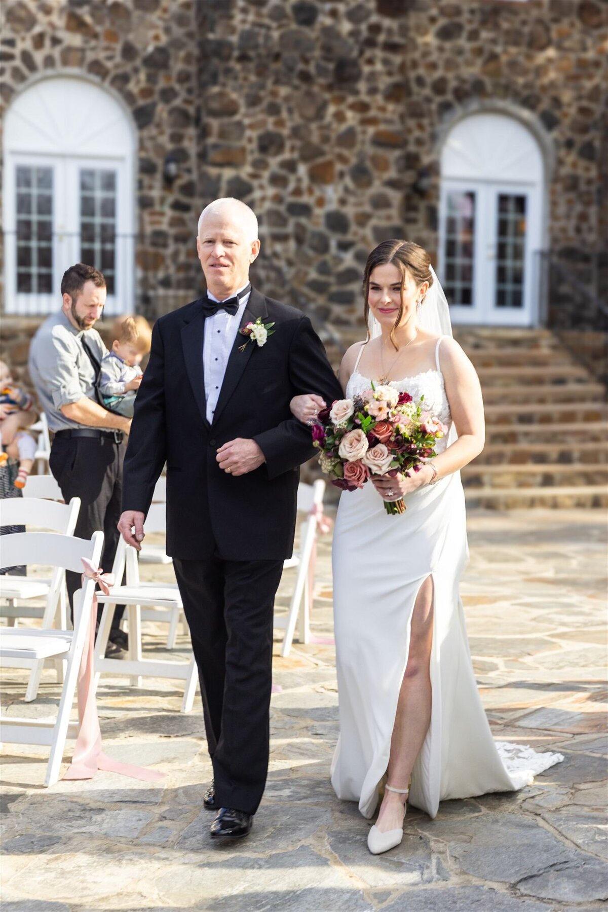 Rebecca & Mike_Sneak Peek-100CANON14_websize