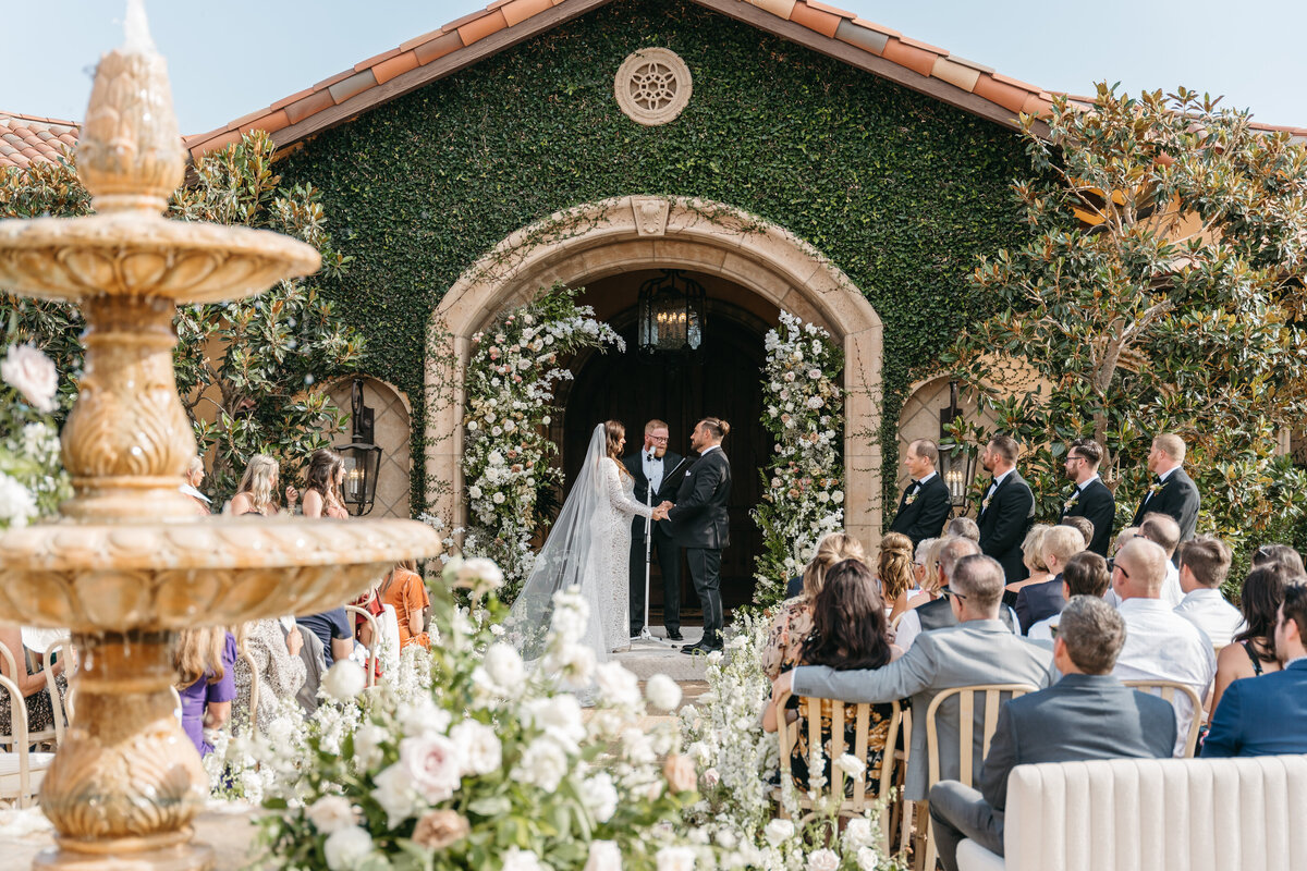 sunandpeakstudios-luxurywedding-temecula-southerncalifornia-fawnevents-luxurybohemian-85