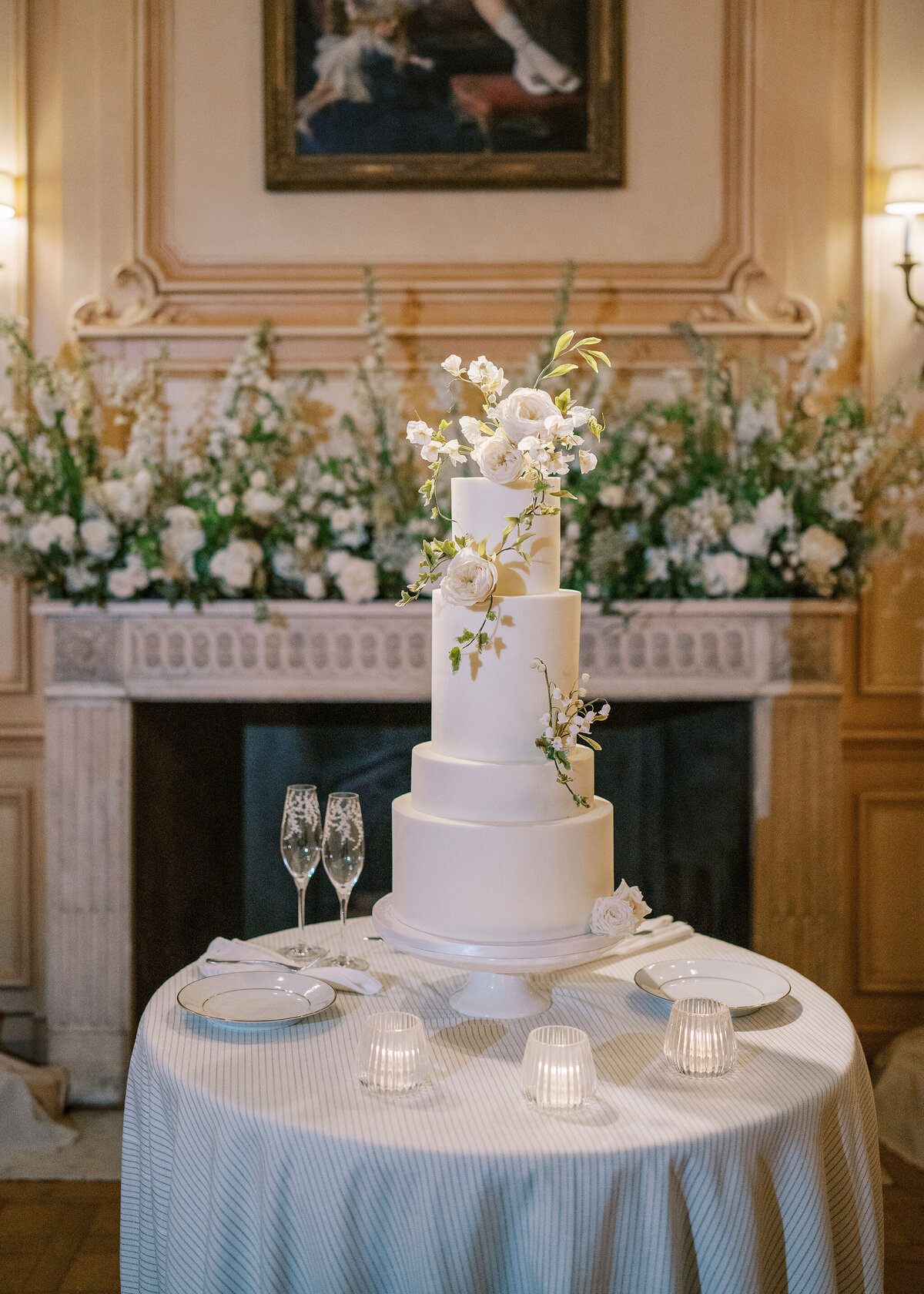 Vicki Grafton Elevated DC Wedding Photographer Meridian House 216