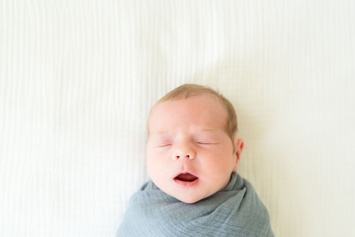 austin-newborn-photographer-lifestyle-session (48)