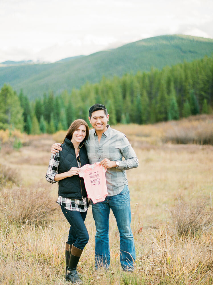 Colorado-Family-Photography-Fall-Maternity-Shoot-Breckenridge20