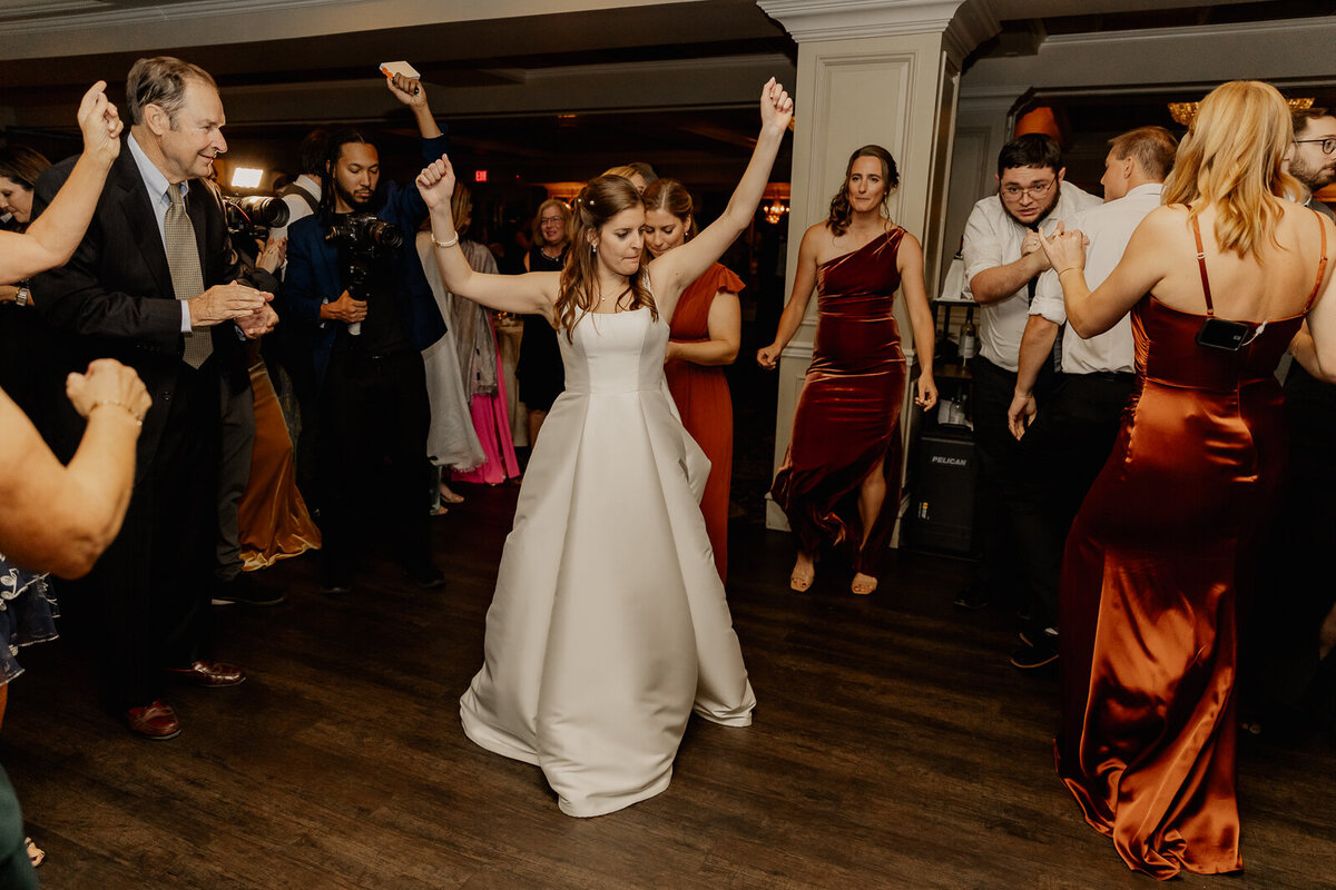 wedding-photos-olde-mill-inn-nj