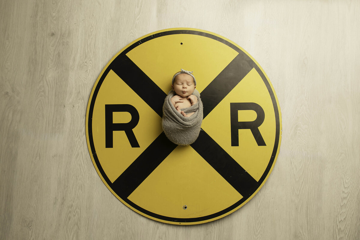 DFW-newborn-photographer-chunky-monkey-53 copy