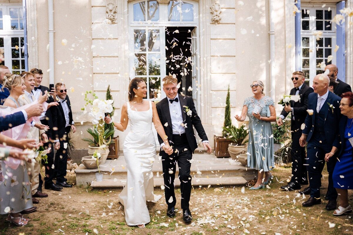 wedding-petal-toss-destination-wedding-chateau3
