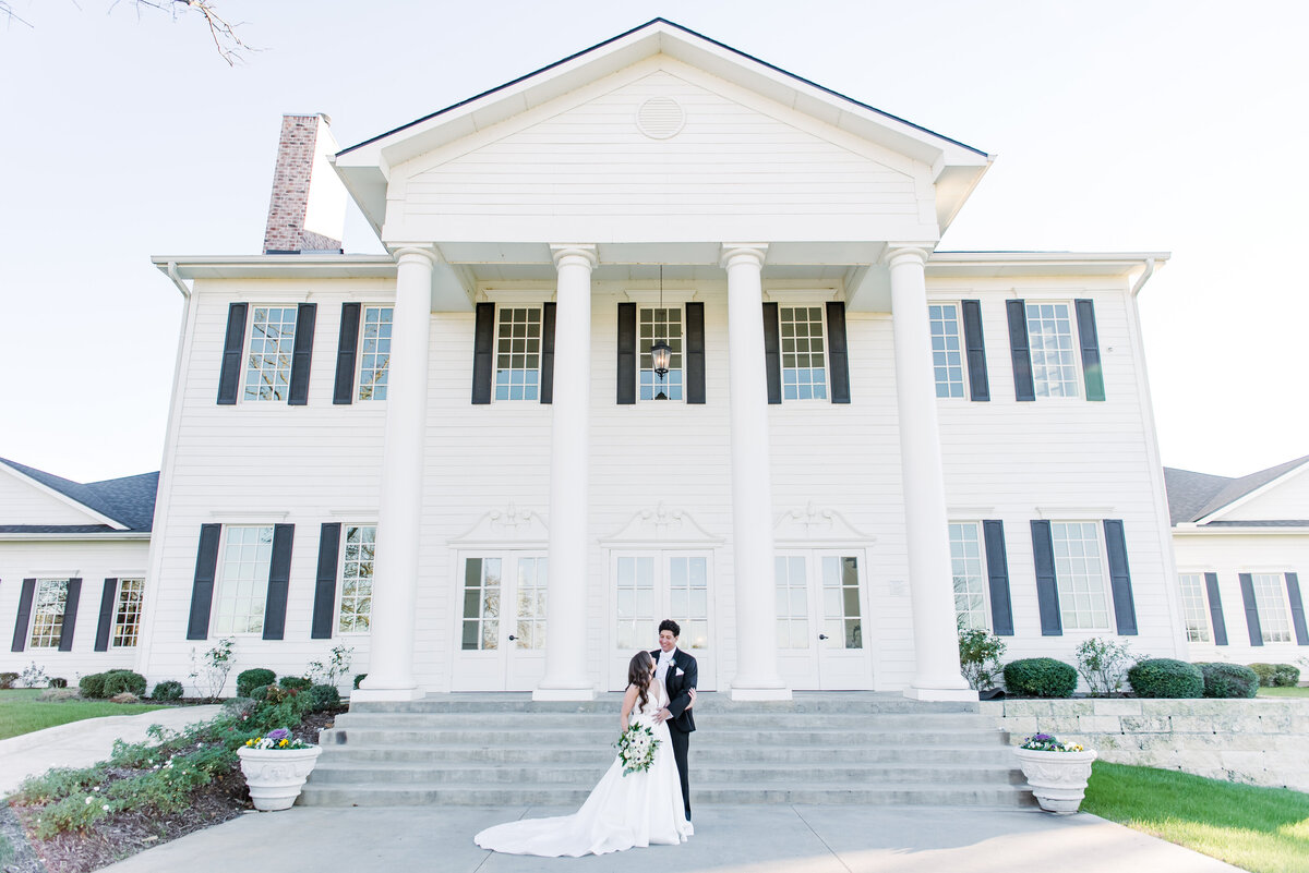 237-Mollie&Arren_The_Milestone_Mansion_Aubrey_Luxury_Wedding_Photographer_MaggShots_Photography