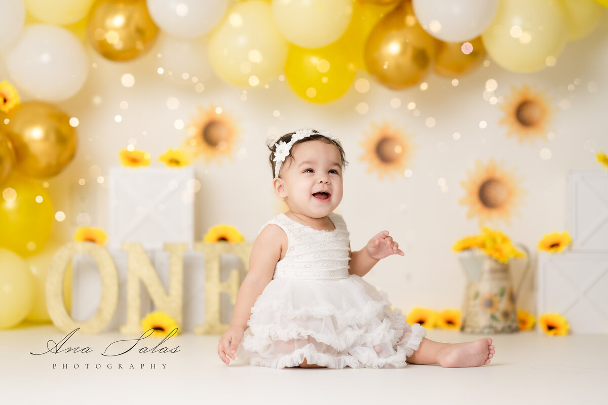 Cake-Smash-Photographer-Edmonton-6
