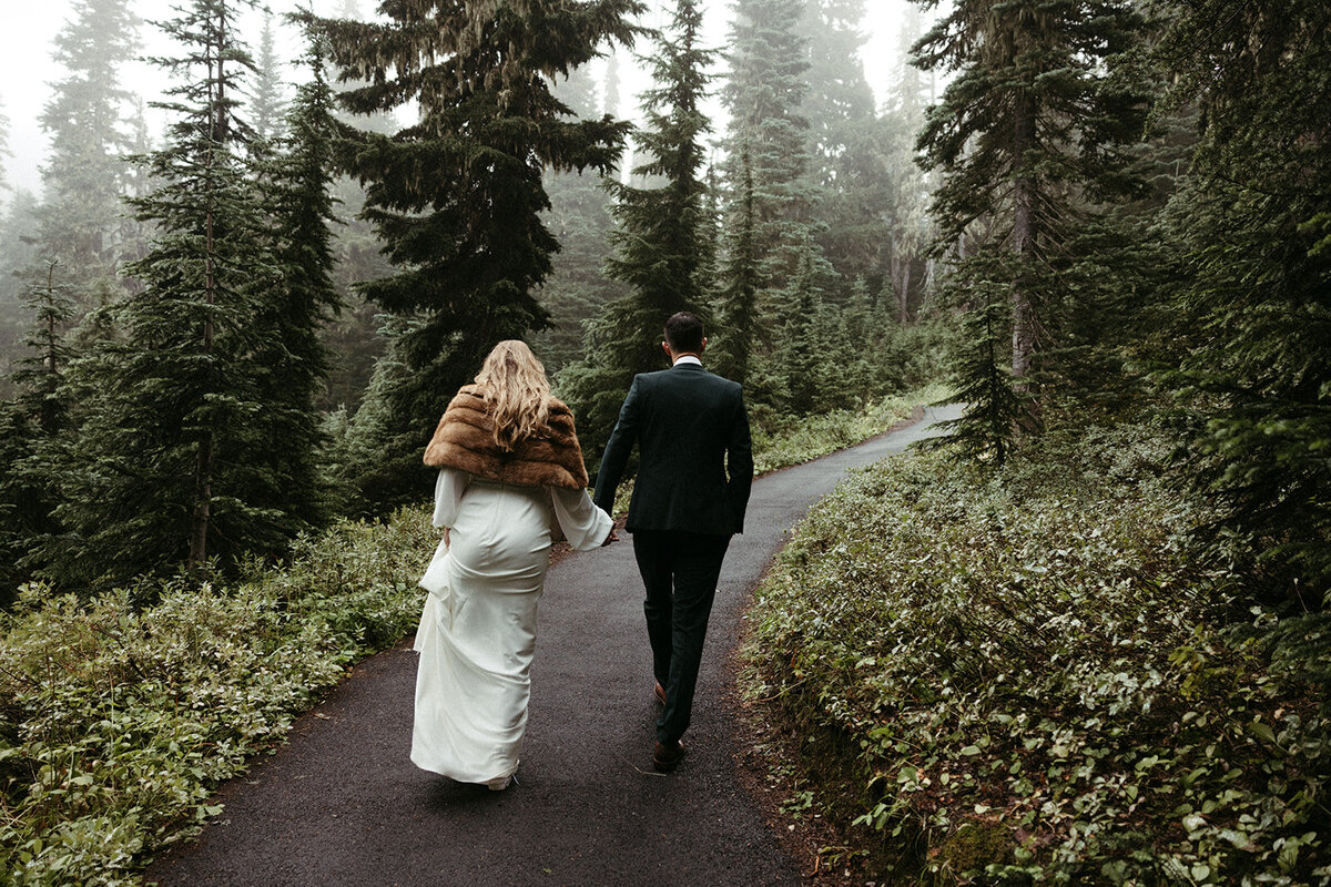 MtRainierSmallWedding-DallinHazard-217