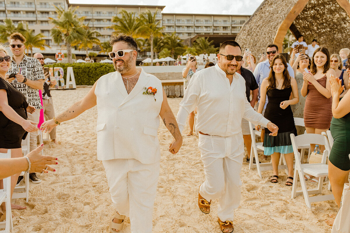 d-mexico-cancun-dreams-natura-resort-queer-lgbtq-wedding-details-ceremony-i-dos-41