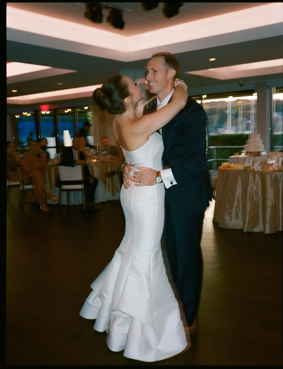 bride-and-groom-first-dance-reception