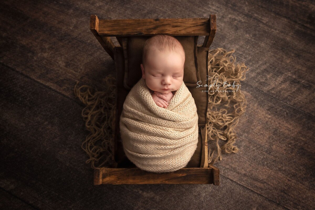 Newborn-Baby-Ft-Worth-Pictures-Swadde-Photographer