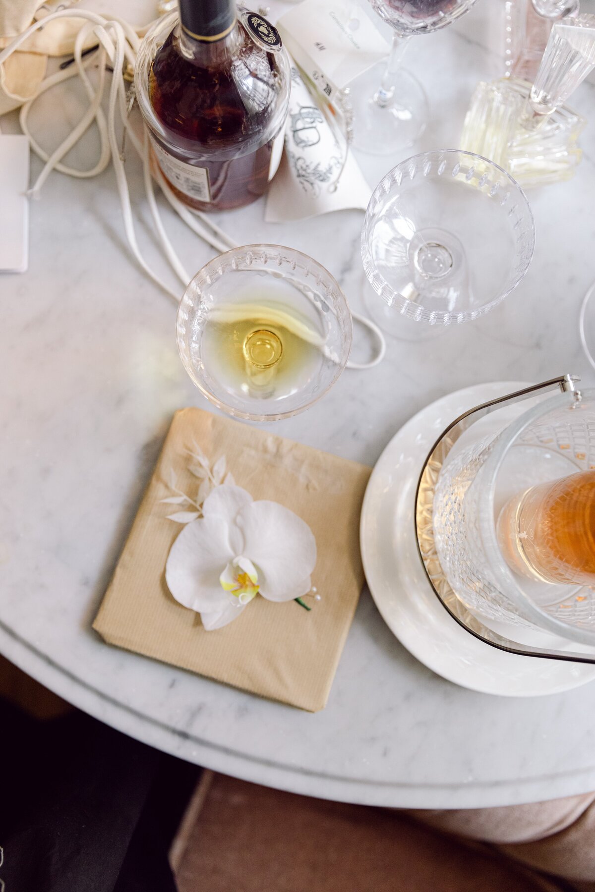 AbieLivesayPhotography-LondonWeddingPhotographer-TheNedHotelWedding-LondonDestinationWedding-LuomaWeddingTour-128