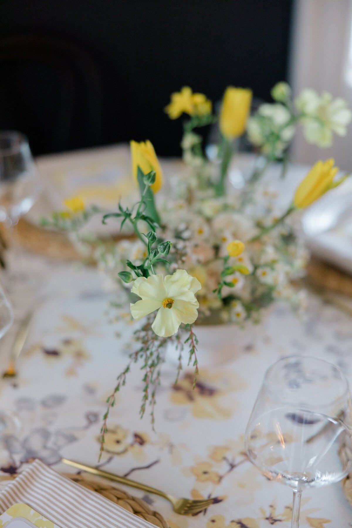 spring-wedding-centerpiece-1