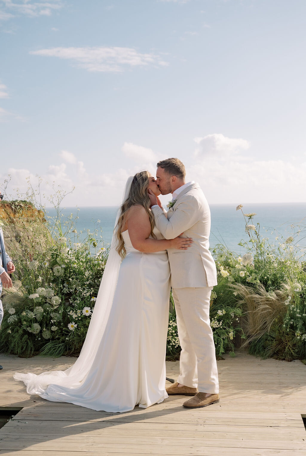 Ceremony_TaraRichie_PortugalWedding_Ericeria_Photo-253