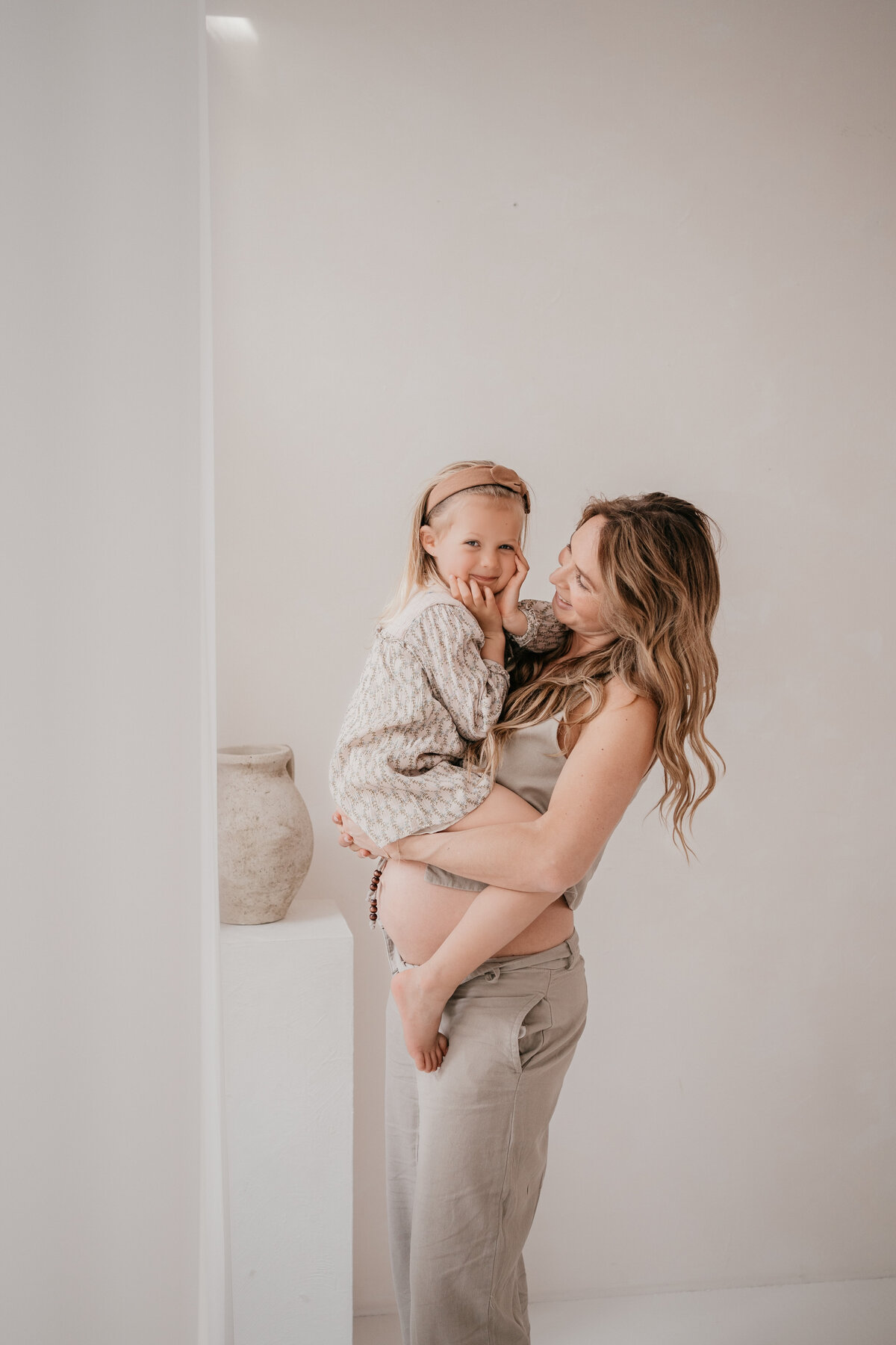 familieshoot-moeder-kind-atelier-oost-leukfotografie.jpg-9