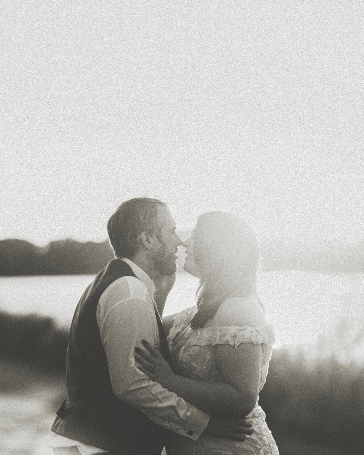 Film-like wedding portrait, MI - https://methodandmatte.com/