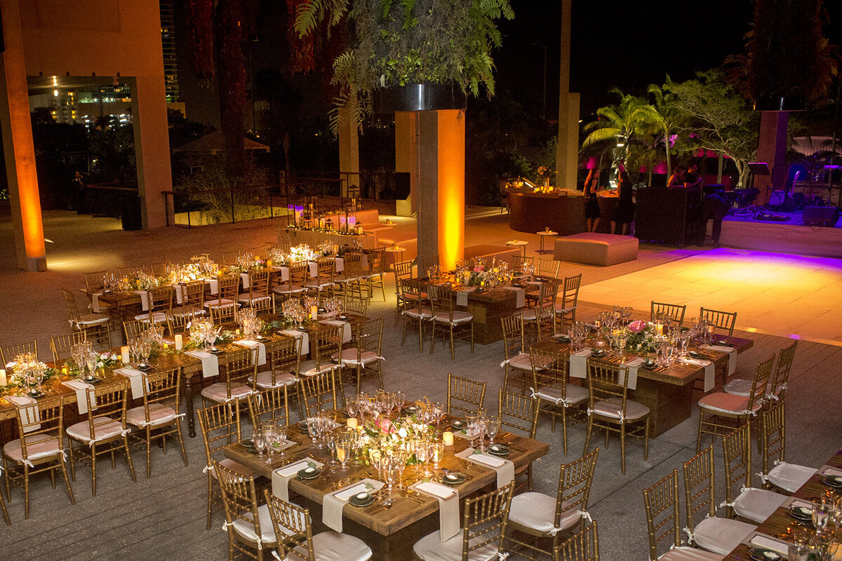 00023-organic-wedding-perez-art-museum-miami-chris-weinberg-events