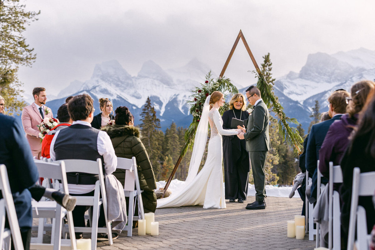 Natalie-Shawn-Silvertip-Ceremony-Canmore044