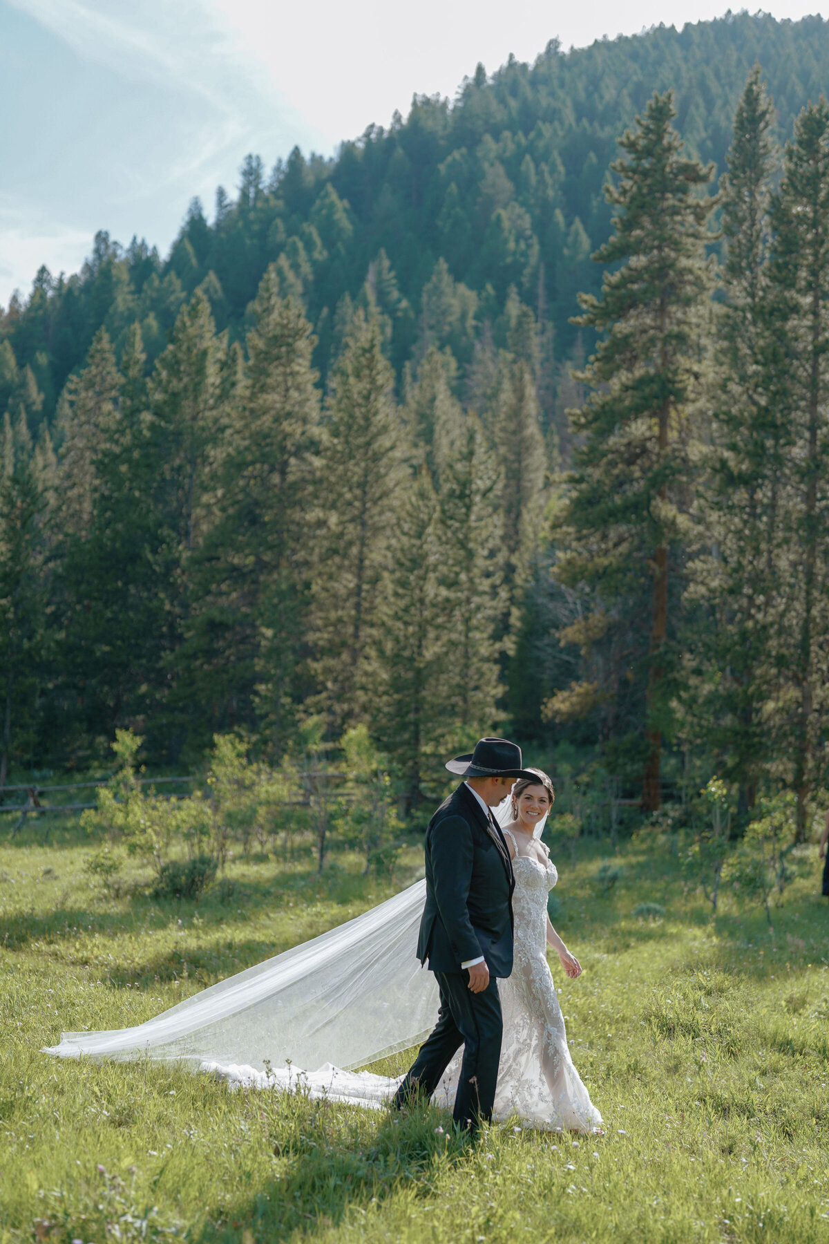 DSC00402Shannon&CamElkhornRanchWedding