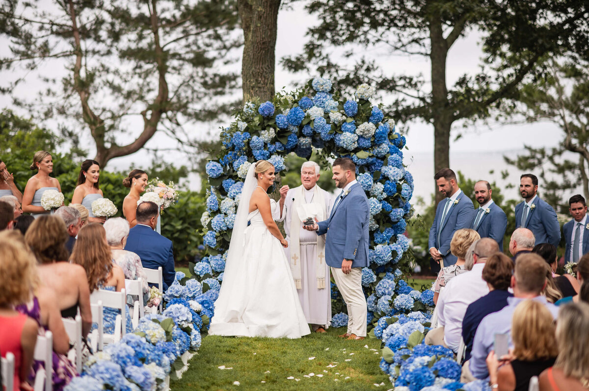 11-At-Home-Classic-Tented-Wedding-Cape-Cod-Wedding-Planner-Mary-Thornton-Events