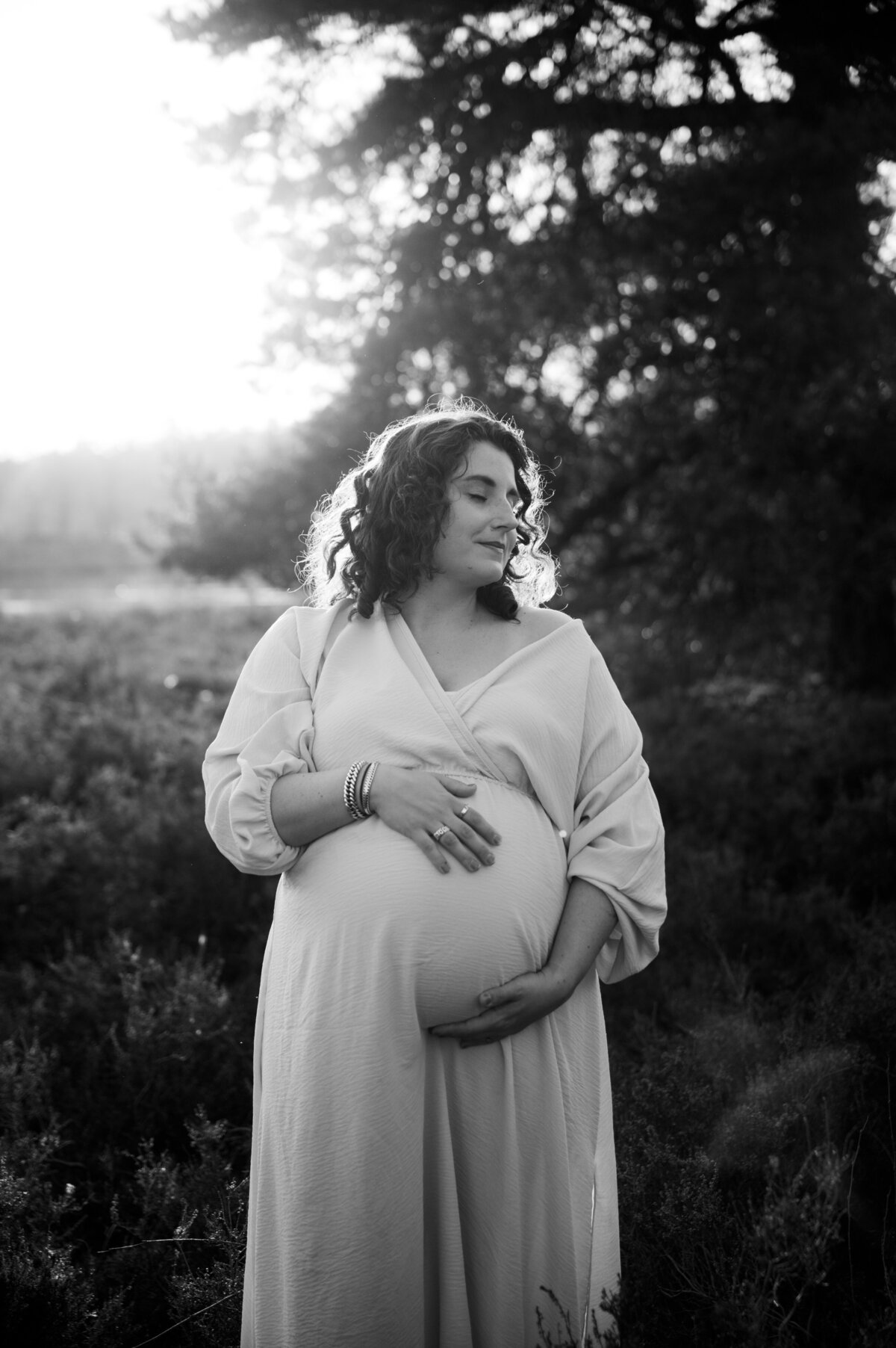 Jiscafotografie_zwangerschapsshoot_zwangerschapsfotograaf_fotograafnijmegen_fotograafgelderland_fotograafbrabant-240