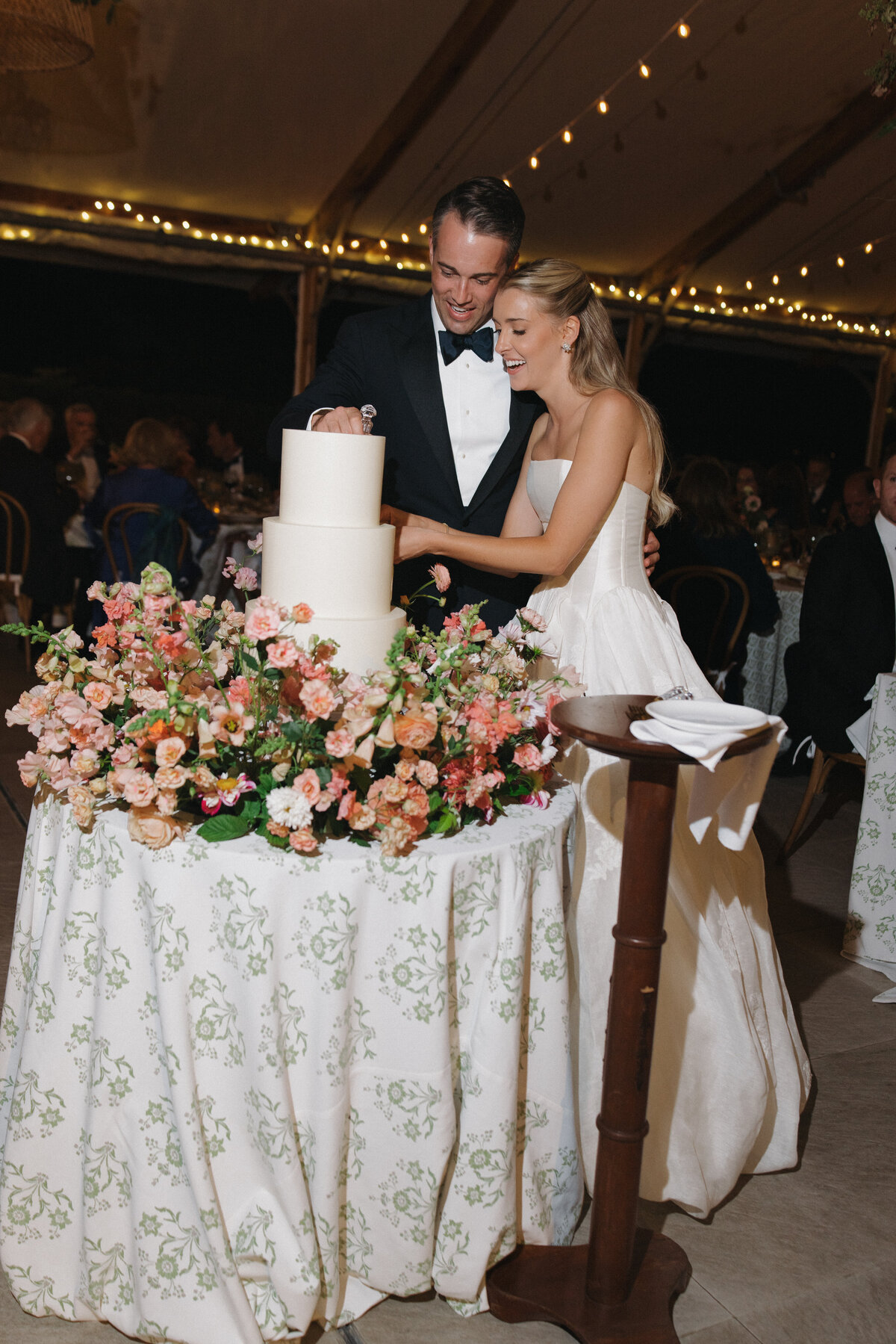 250830JENMAT_adv0267