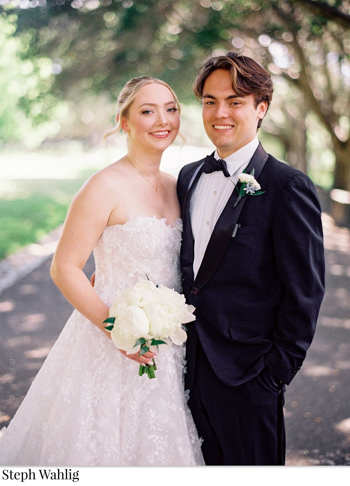 bride, groom, flowers, peonies, white, tux, black bowtie, small bouquet 