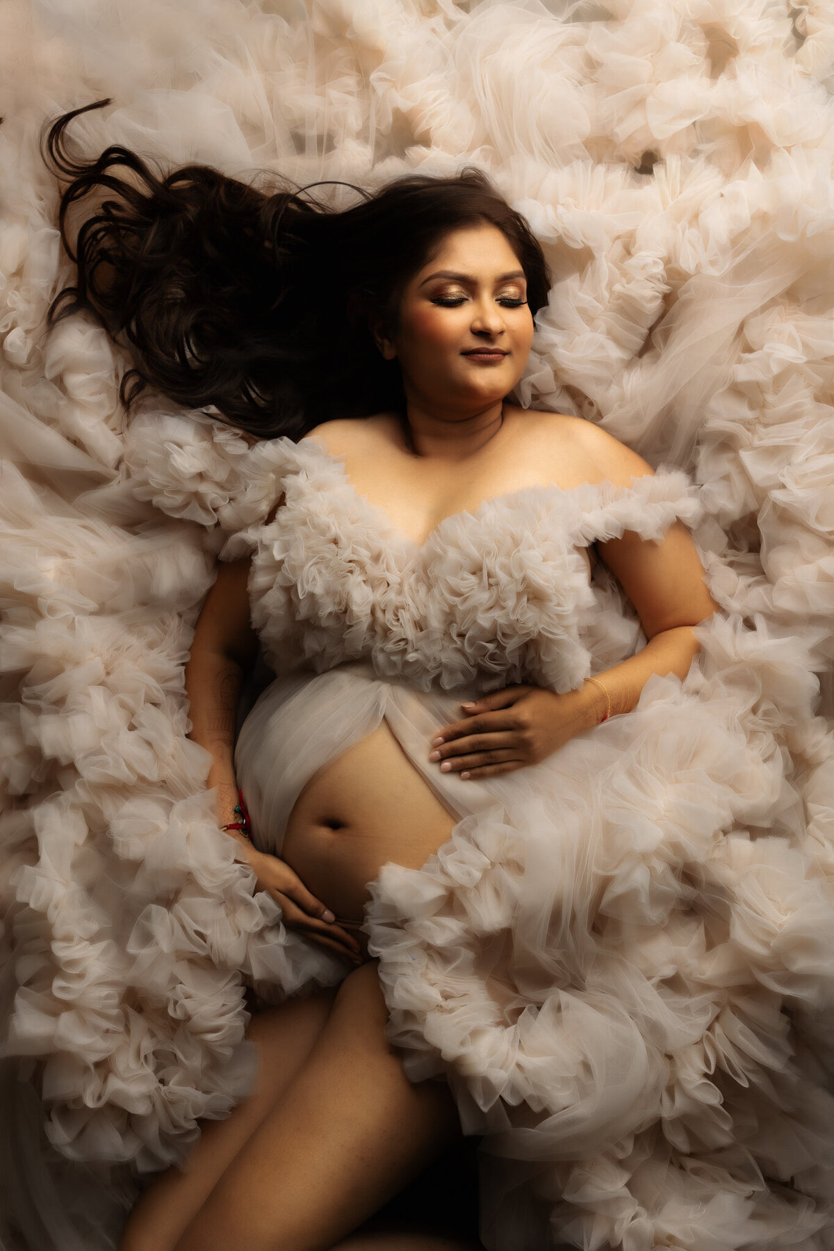 NW Arkansas maternity photoshoot, Fayetteville AR maternity photography, maternity portraits near me