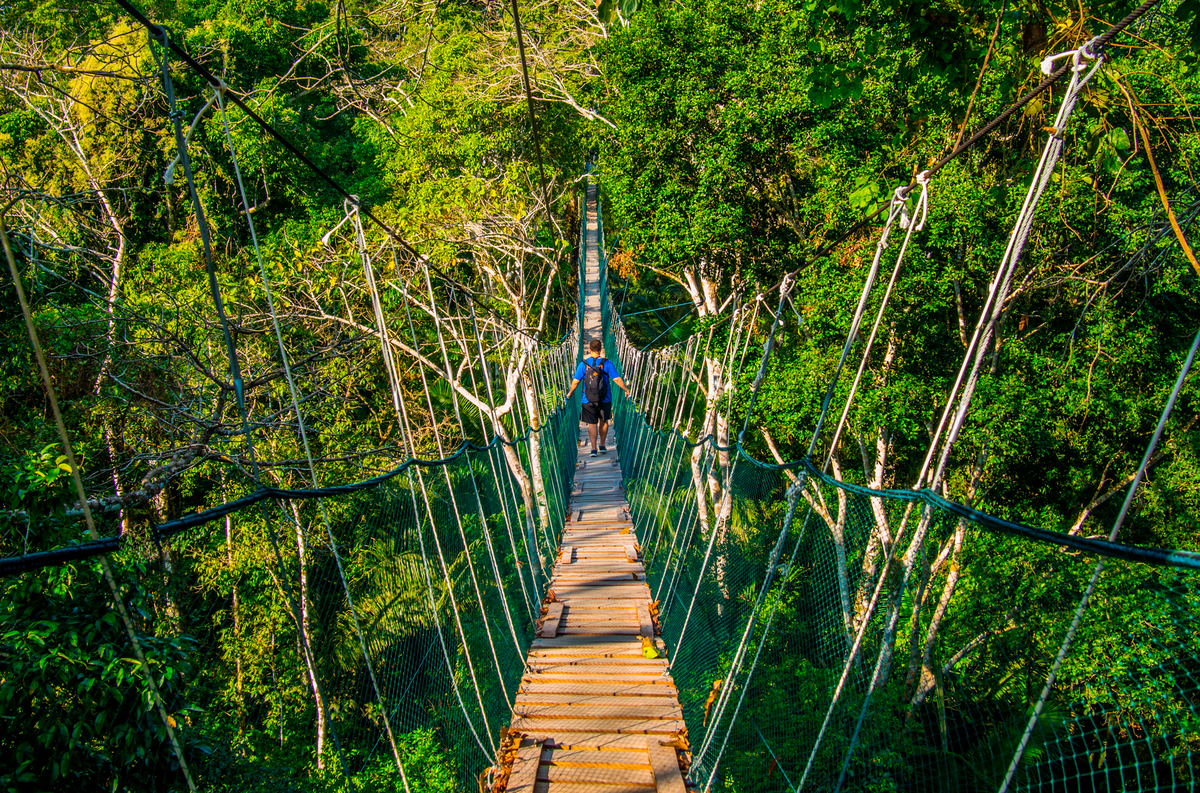 Waterstone - Metropolitan Touring- Peru - Luxury Destination Management Services - shutters_K61w