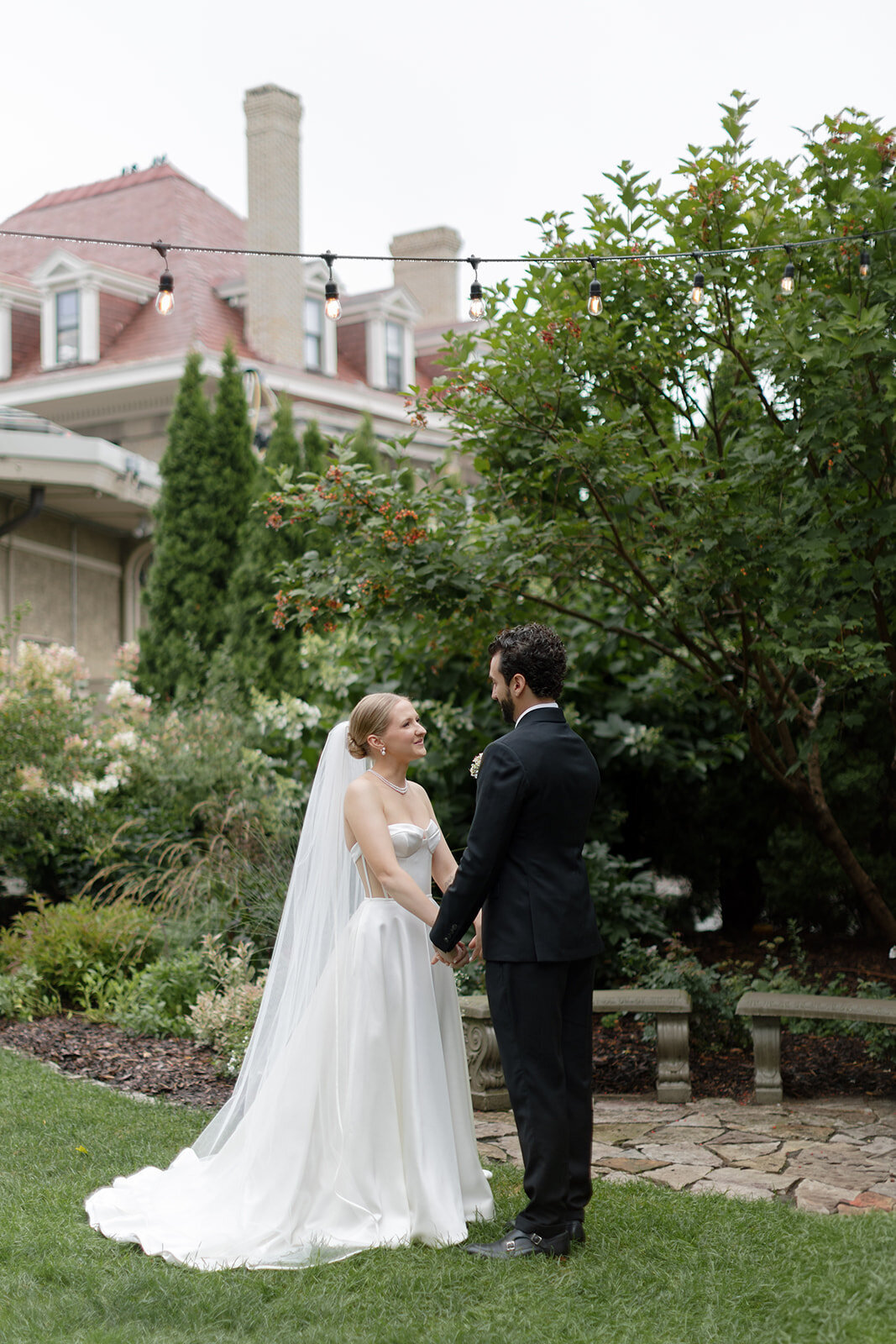 loui_photography_st_paul_college_club_summer_wedding-44