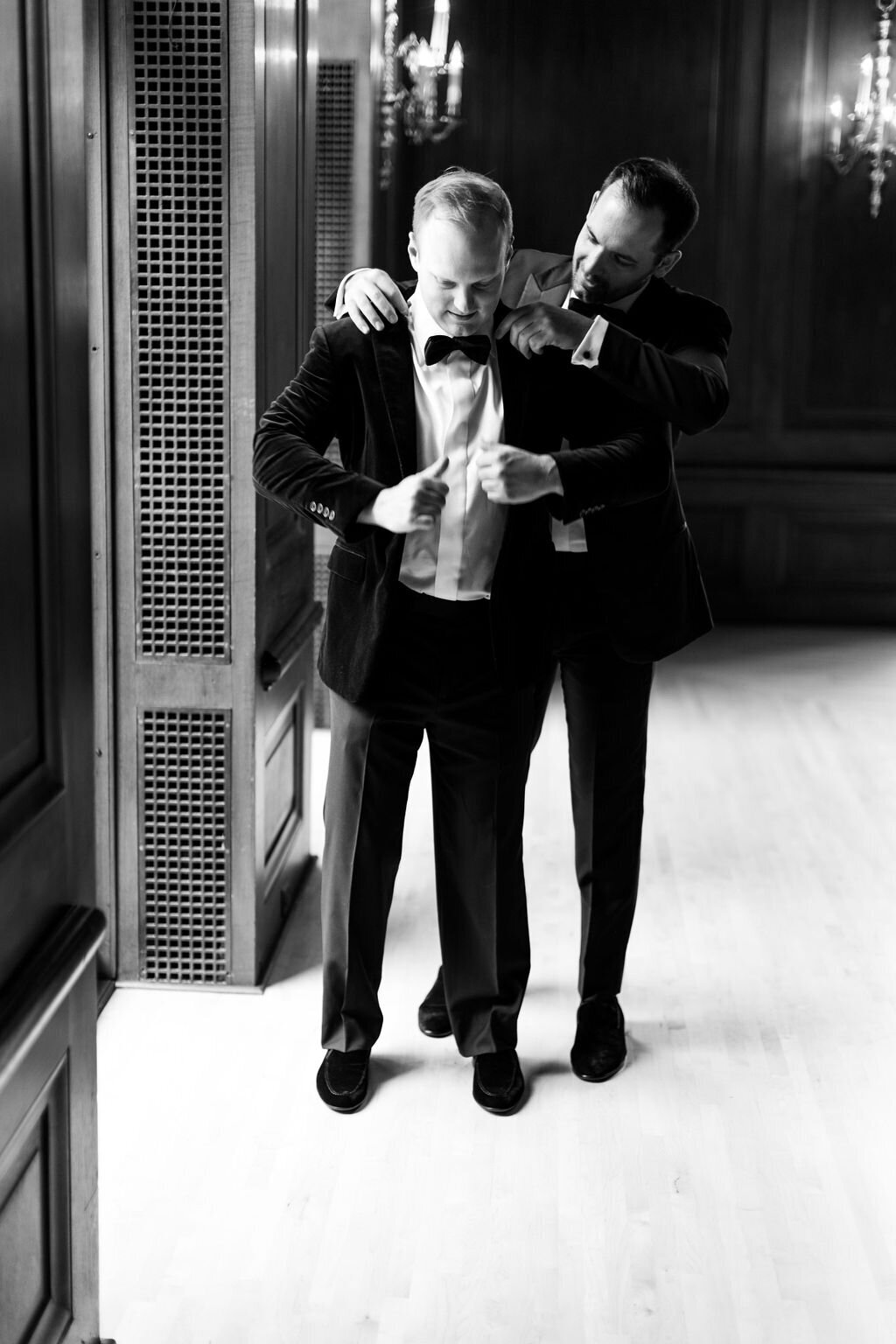 Groom getting ready at the Racquet Club of Chicago