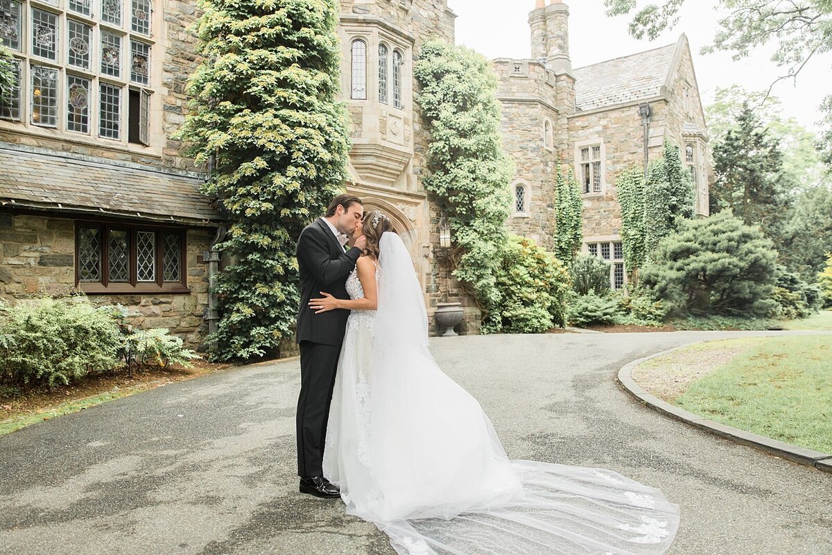New Jersey Wedding + The Castle at Skylands Manor +  Jewish Wedding + Summer +  Jewish Couples + Jewish Bride + Yael Pachino Photography LLC + Val and Matt_1099